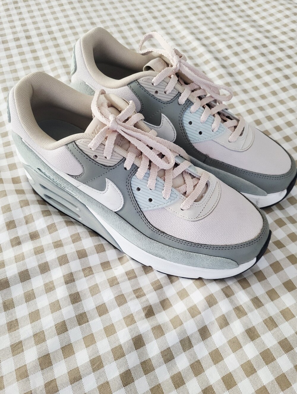 Nike Air Max 90 LV8 Sneakers, Sanddrift And Jade Horizon Colorway, Women's 9.5 - Picture 12 of 12